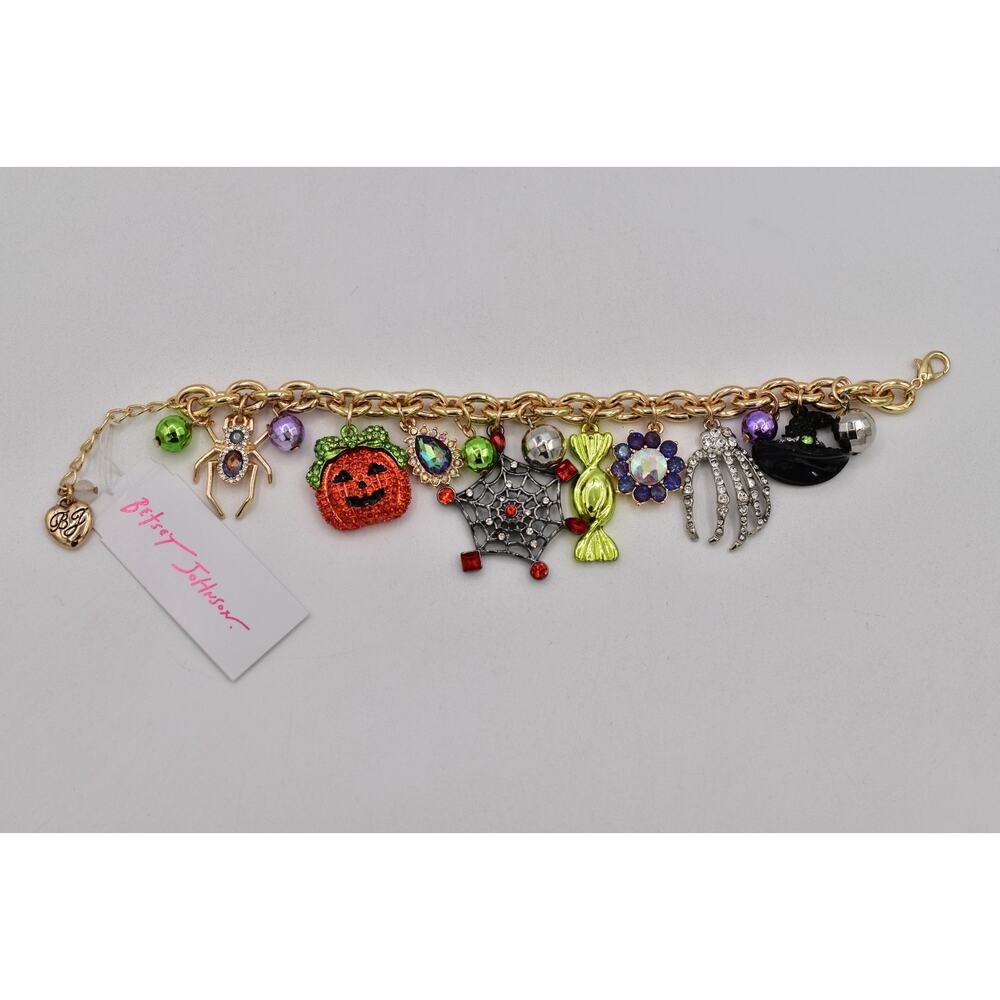 Betsey Johnson Halloween Charm Bracelet Pumpkin Spider Web Witch Hat Spider BinD - Picture 10 of 12